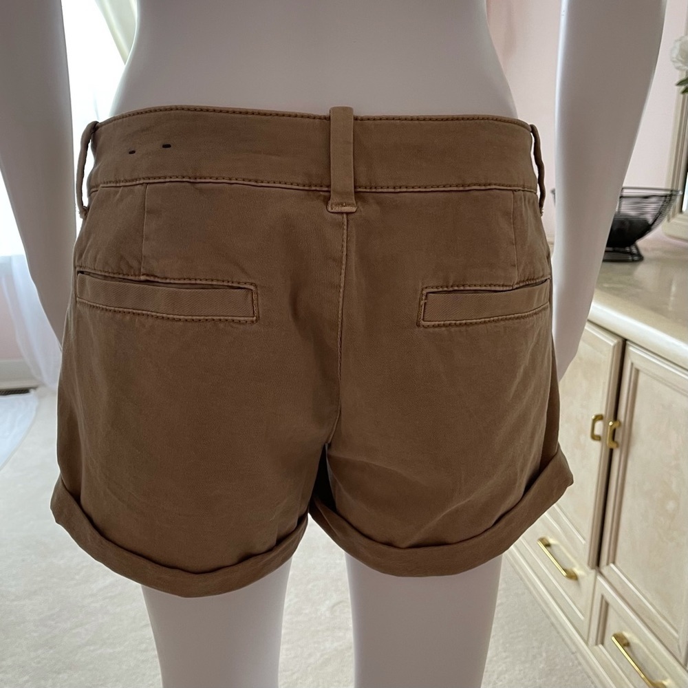 American Eagle Outfitters Khaki Midi Shorts size 8 - Picture 2 of 7